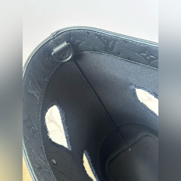 Louis Vuitton Rei Kawakubo Bag With Holes Monogram Empreinte Leather PM - Picture 8 of 14